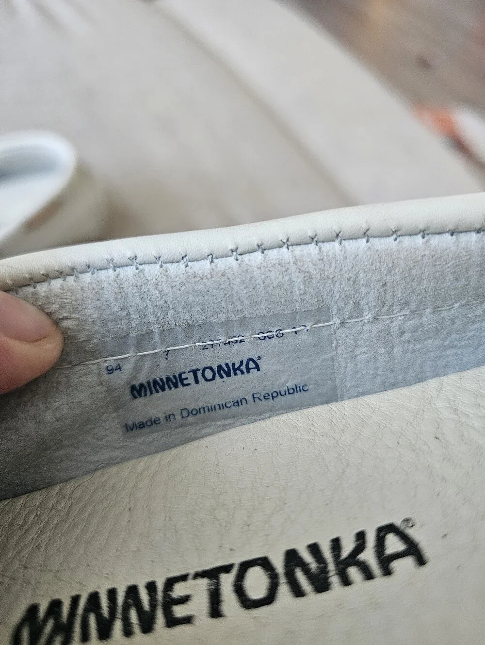 Minnetonka Classic Driving Loafer Size 7